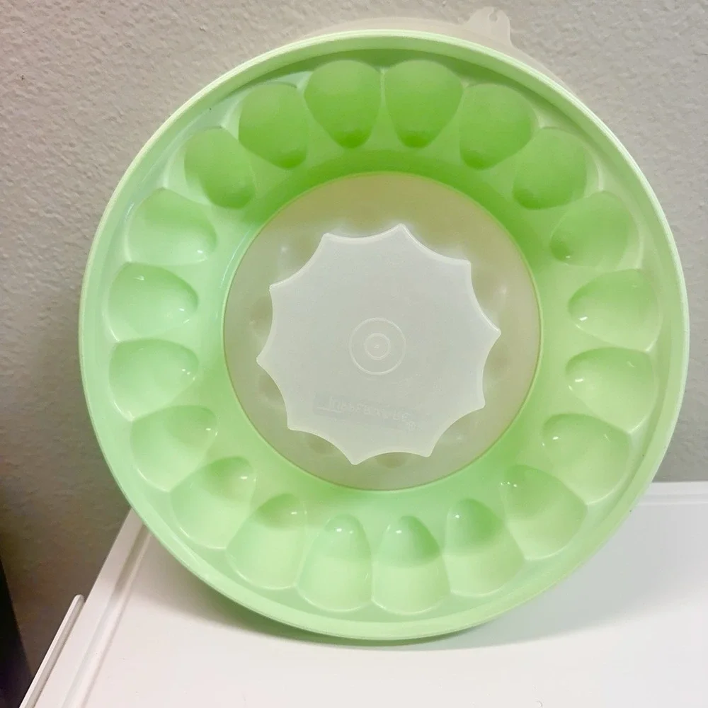 Tupperware very good